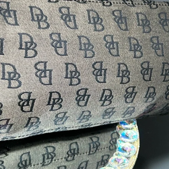 Dooney & Bourke Black and Tan Tote Bag Approx. 18” x 10” x 5.5” - Picture 8 of 16